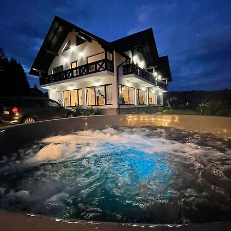 Conacul Muntii Bucovinei Otel Câmpulung Moldovenesc Dış mekan fotoğraf
