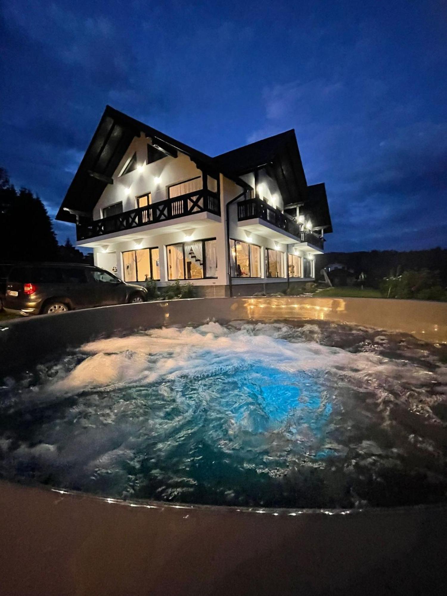 Conacul Muntii Bucovinei Otel Câmpulung Moldovenesc Dış mekan fotoğraf