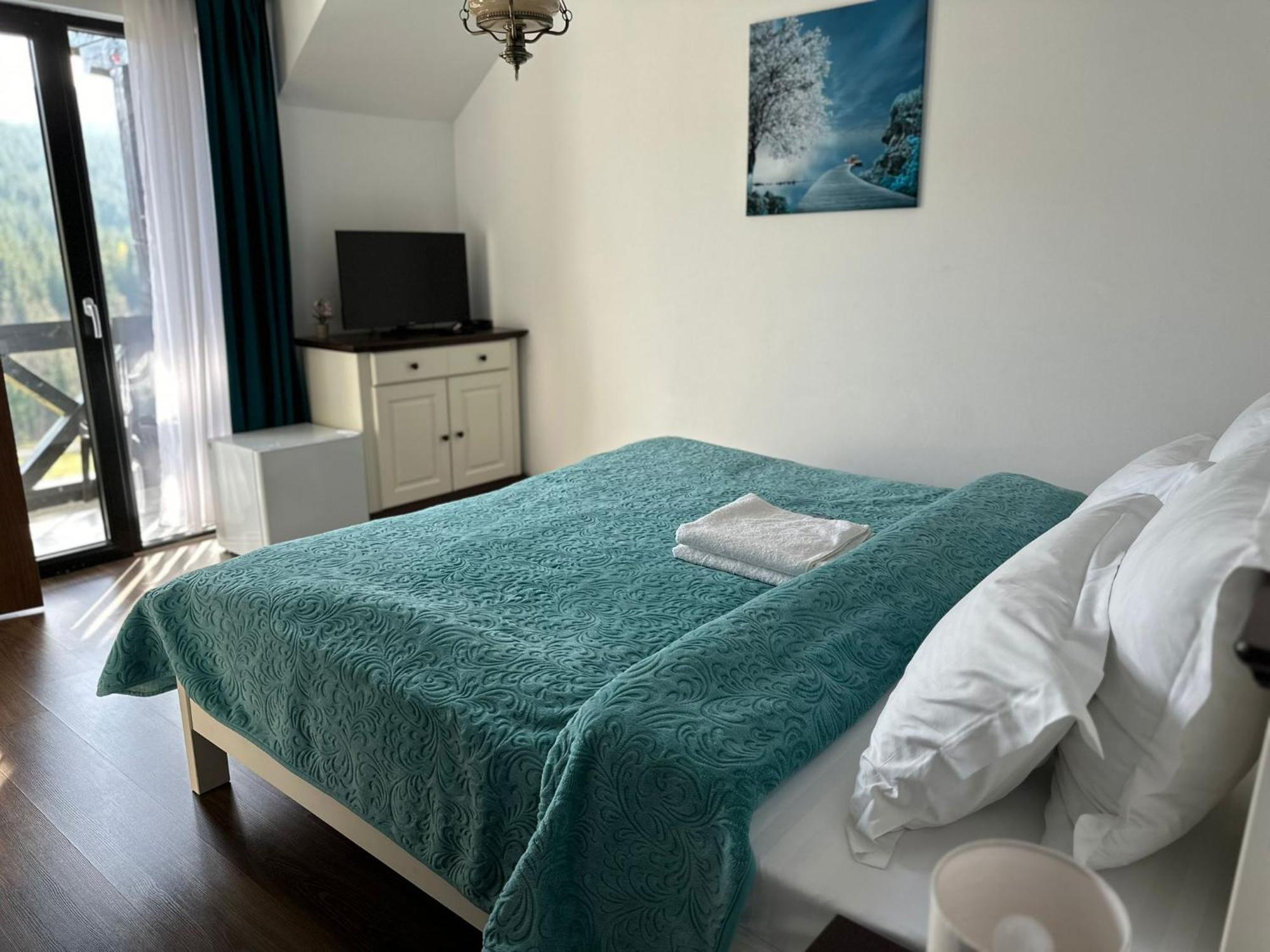 Conacul Muntii Bucovinei Otel Câmpulung Moldovenesc Dış mekan fotoğraf
